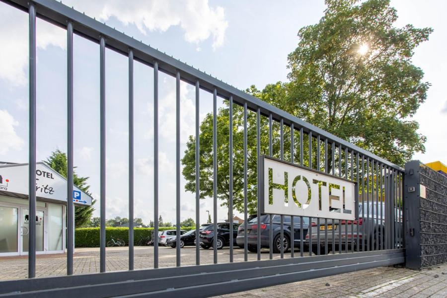 Hotel Restaurant Fritz โกรเนา ภายนอก รูปภาพ