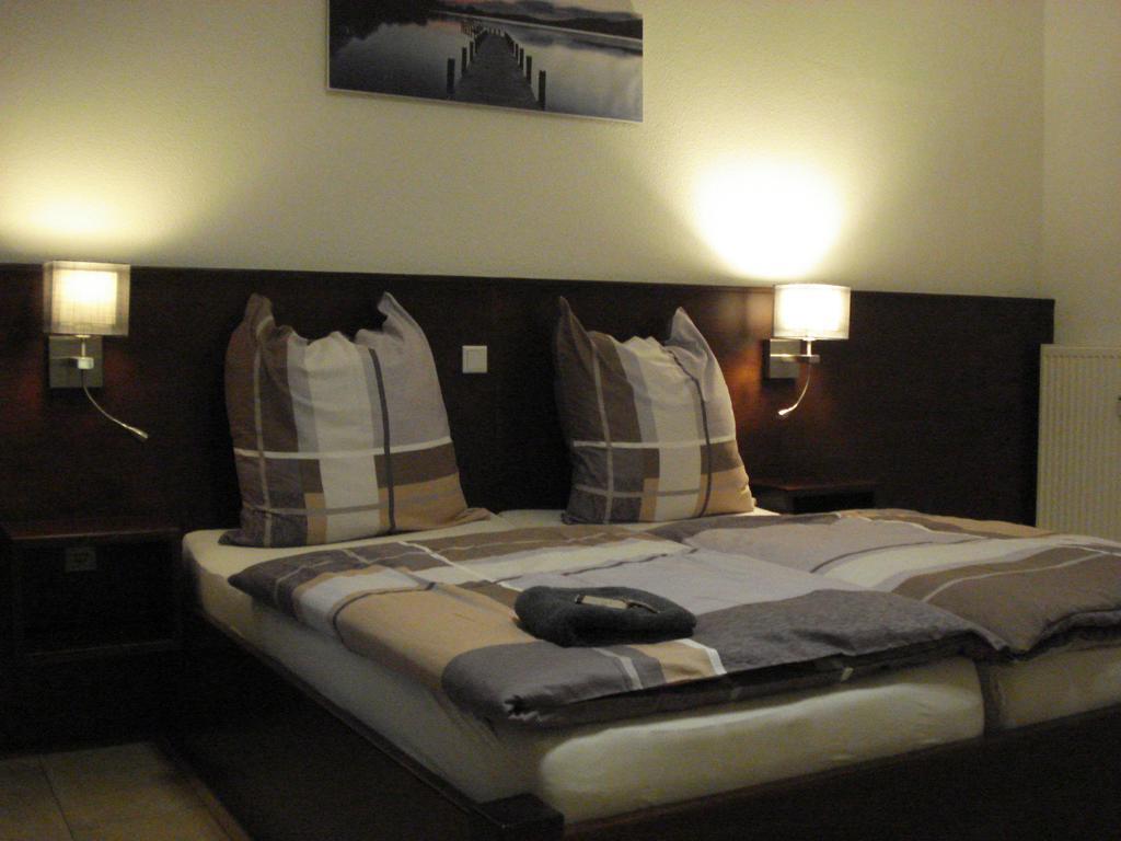 Hotel Restaurant Fritz โกรเนา ภายนอก รูปภาพ