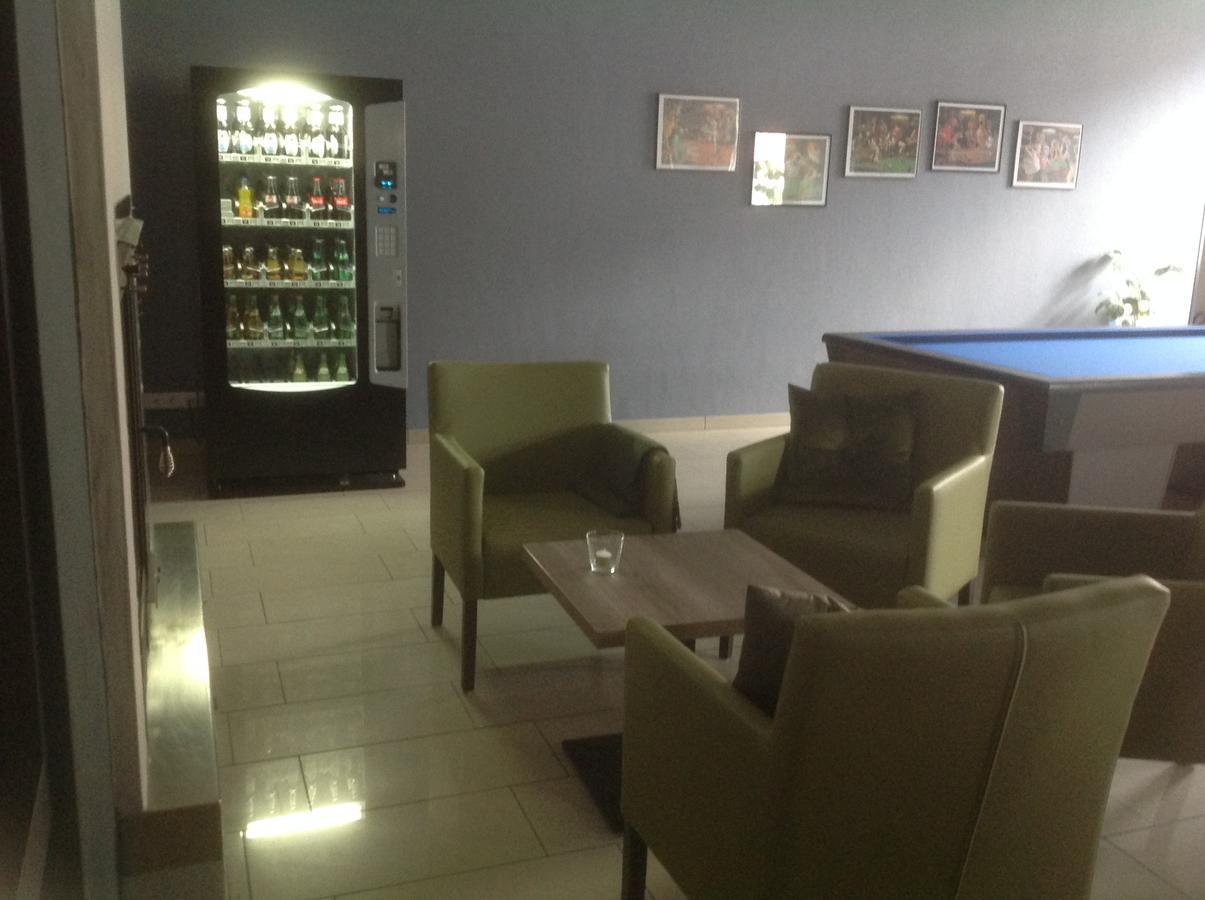 Hotel Restaurant Fritz โกรเนา ภายนอก รูปภาพ